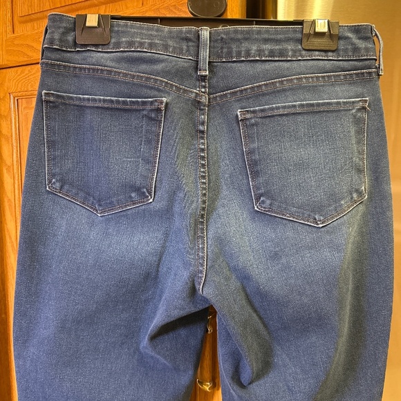 NYDJ Size 8 Jeans/Leggings - Picture 2 of 14